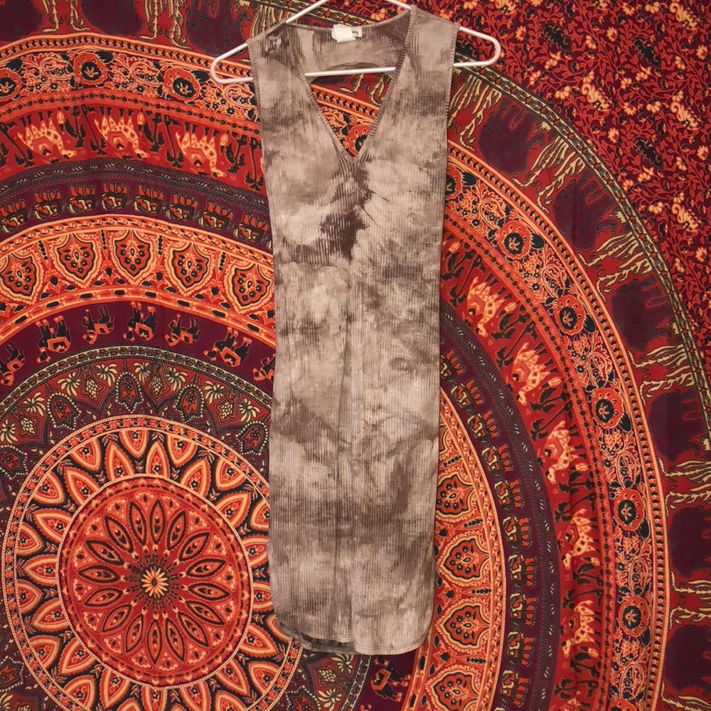 Tan & White Open Back Dress